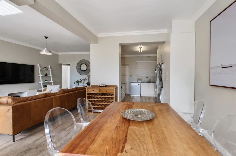 2 Bedroom Property for Sale in Sea Point Western Cape